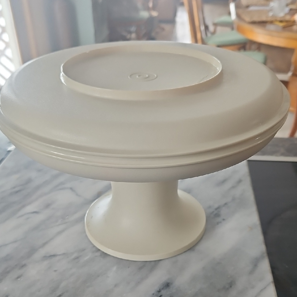 Cream Pedestal Cake Stand Vintage Tupperware 80s